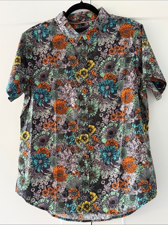 Wildfang Tops - Wildfang Multicolor Floral Short-Sleeve Button-Down Shirt
